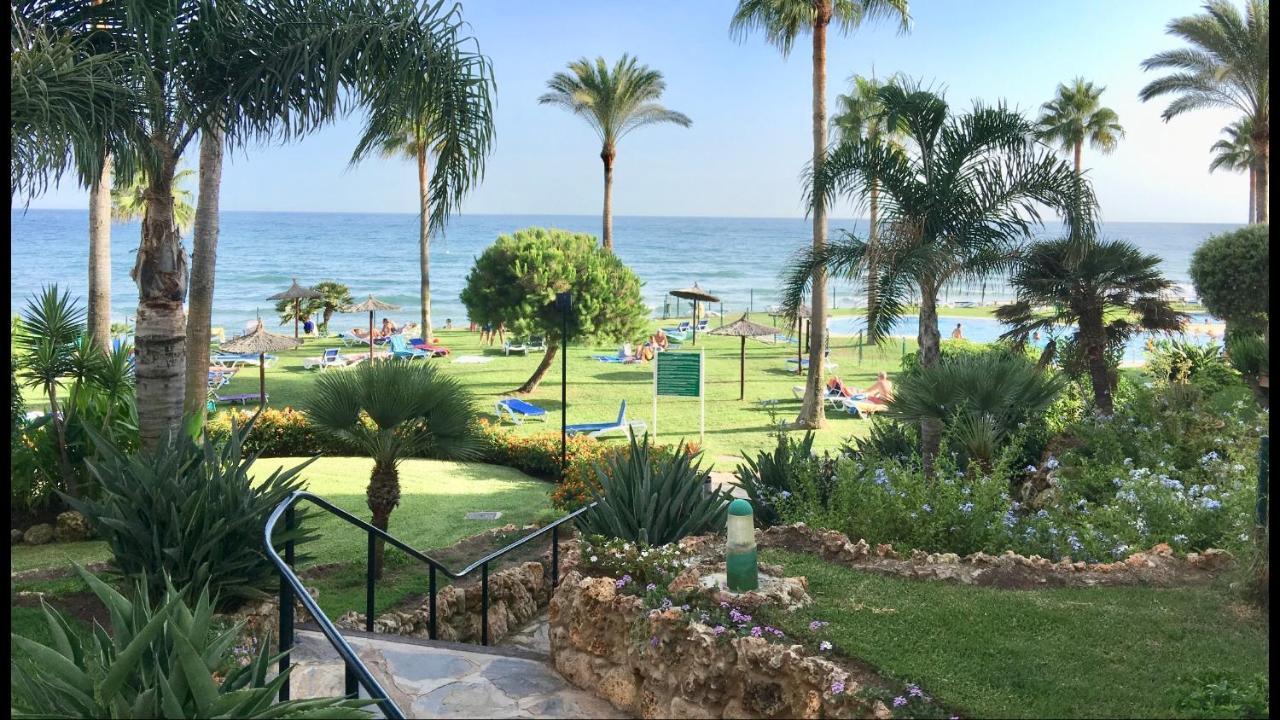 Mi Capricho B17 Beachfront Apartment Sitio de Calahonda Екстер'єр фото