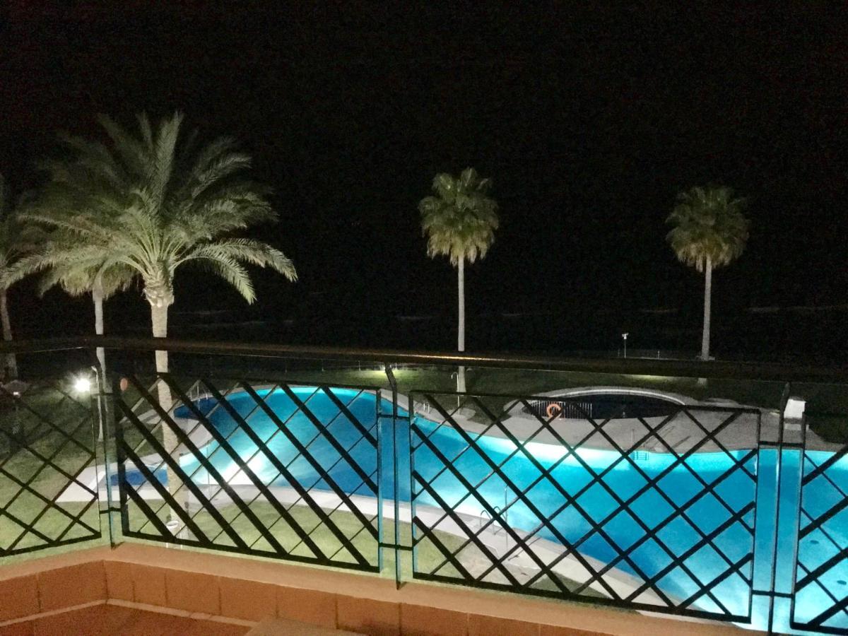 Mi Capricho B17 Beachfront Apartment Sitio de Calahonda Екстер'єр фото