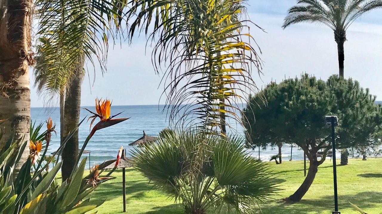 Mi Capricho B17 Beachfront Apartment Sitio de Calahonda Екстер'єр фото