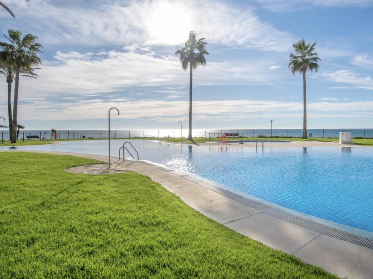 Mi Capricho B17 Beachfront Apartment Sitio de Calahonda Екстер'єр фото